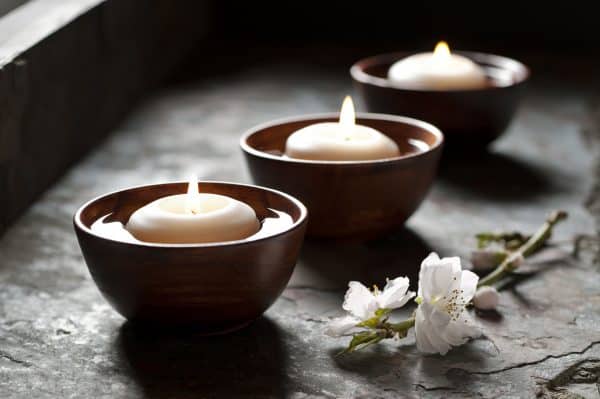 Floating Candles in a Zen Environment