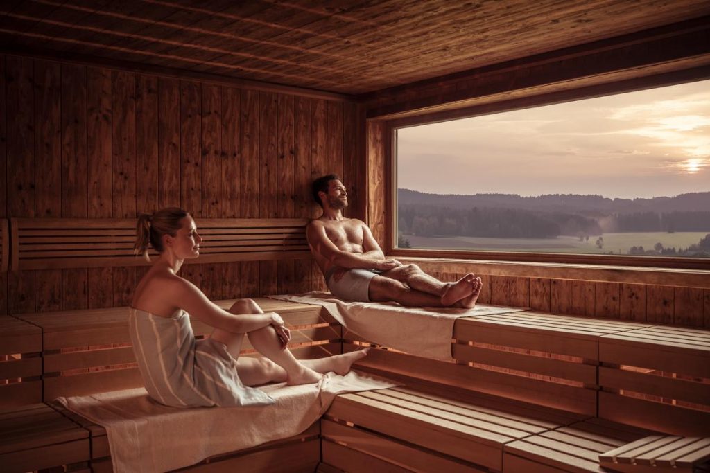 Small Sauna Guide - how to sweat properly | Travitude by Falkensteiner
