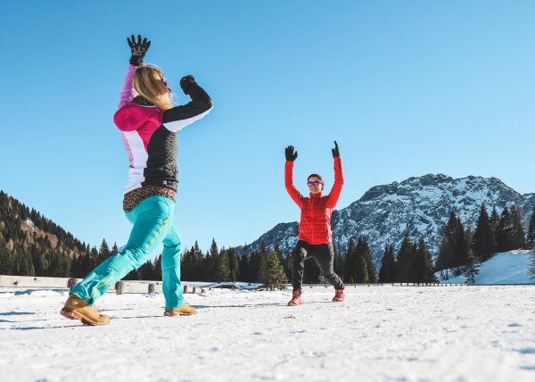 Yoga in the snow: inhale, exhale, try it out